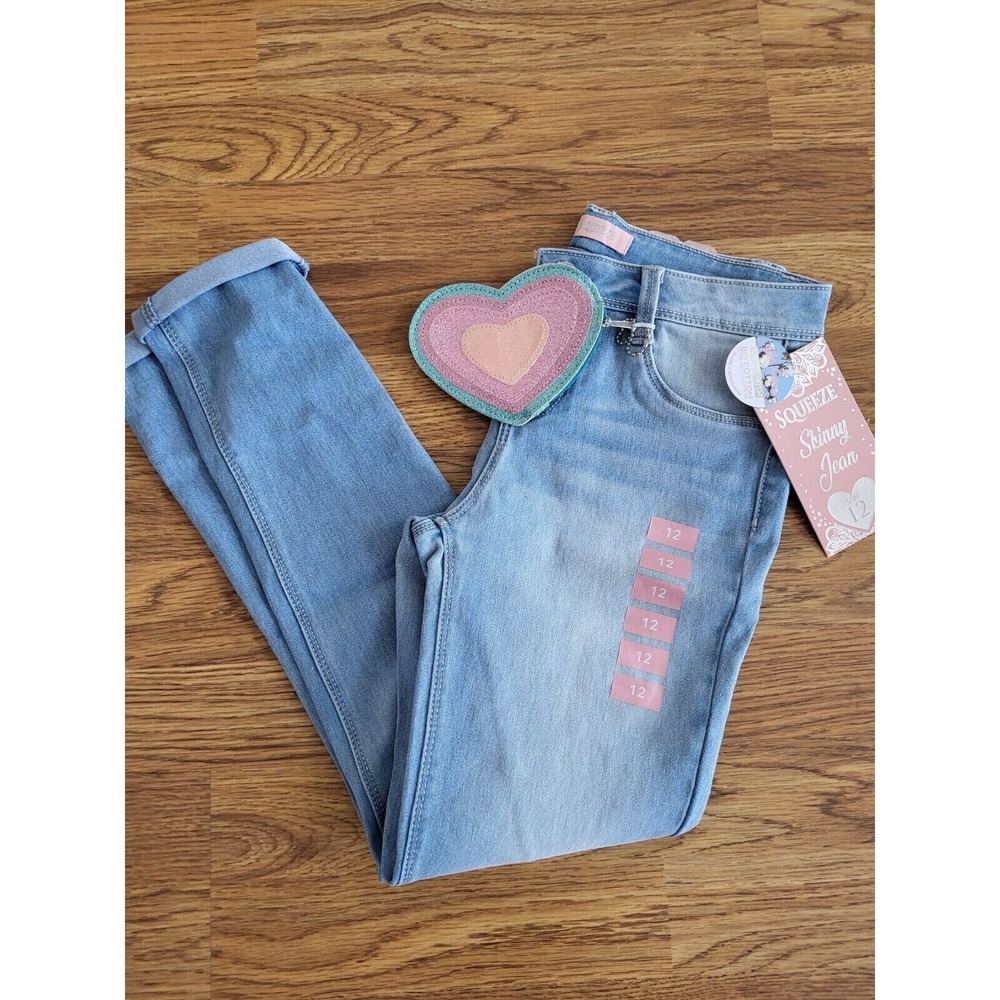 NWT‎ Squeeze Skinny Jean W/Coin Purse Accessory Size 4